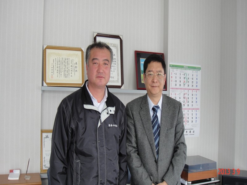 考察青森蘋(píng)果汁工廠(chǎng)